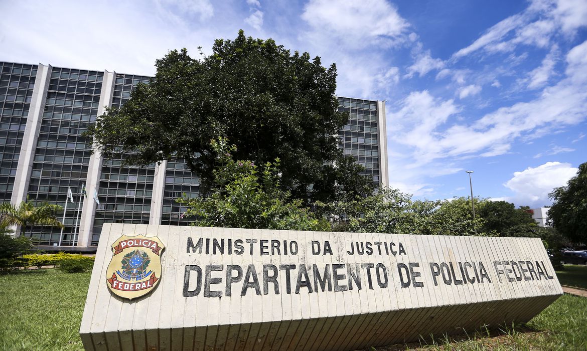 PF desarticula associação criminosa suspeita de invadir site do TSE